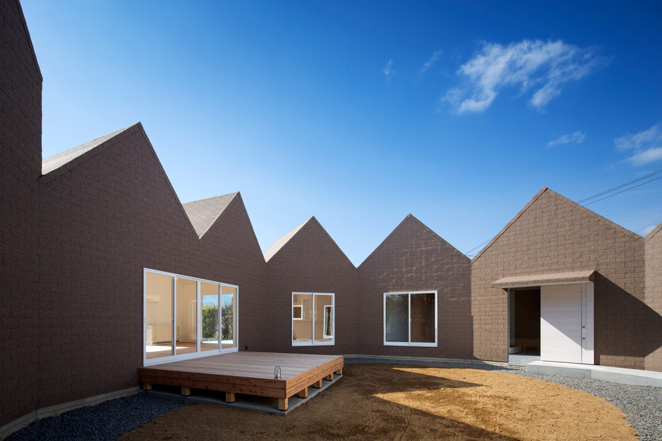 container design house of awa-cho