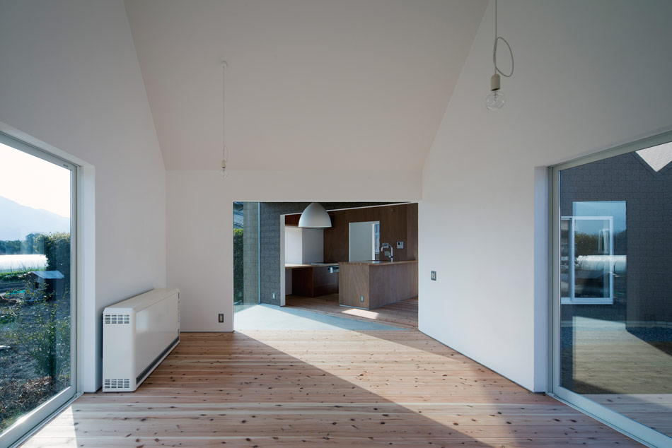 container design house of awa-cho