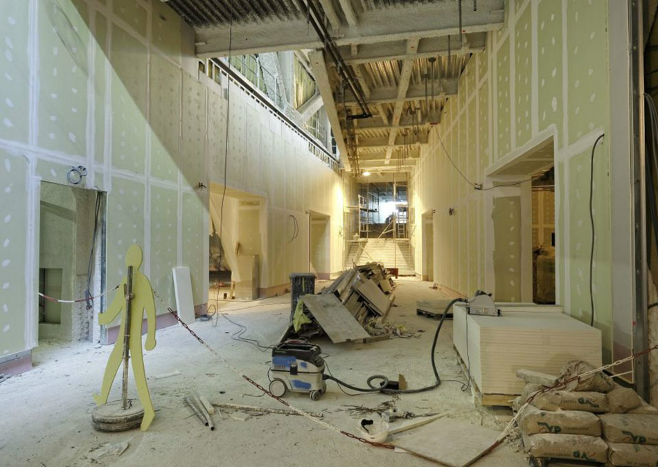 coop himmelb(l)au musee des confluences designboom