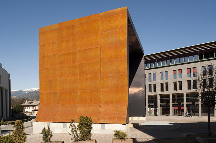 corpus intra muros stefan hitthaler ulrich leitner bolzano italy