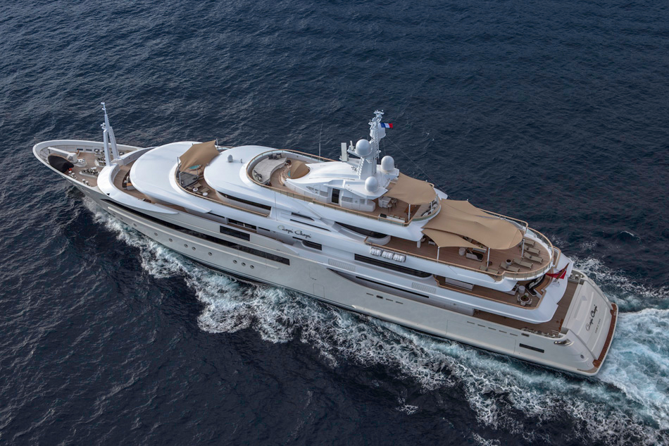 crn-mega-yachts-chopi-chopi-designboomg02