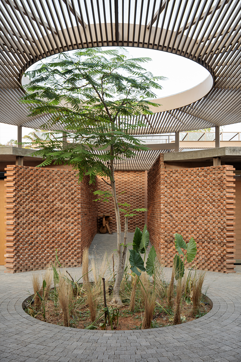 casa-uc-daniela-bucio-sistos-mexico-designboom-g
