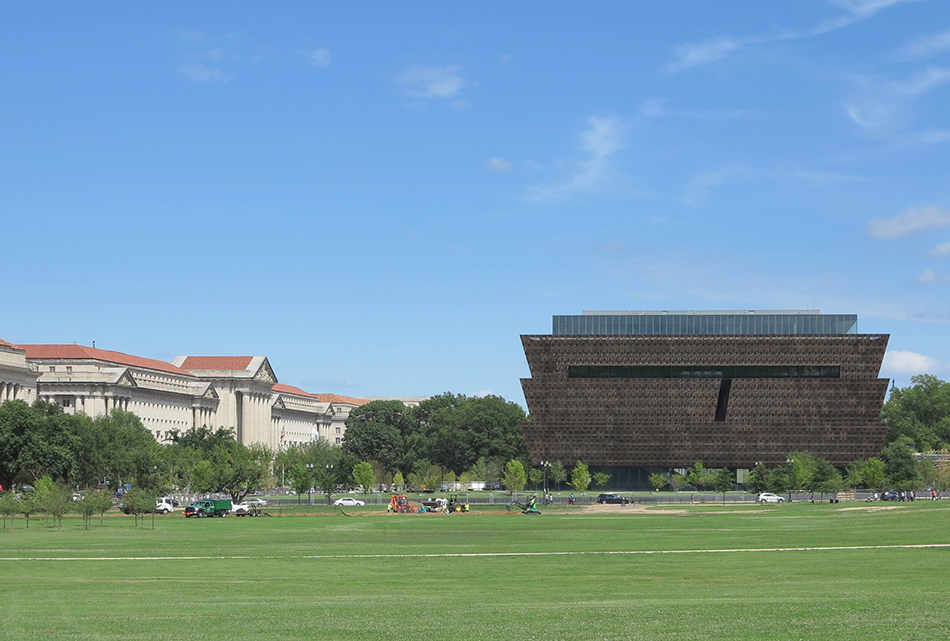 david adjaye NMAAHC national museum of african american history and culture smithsonian washington DC designboom