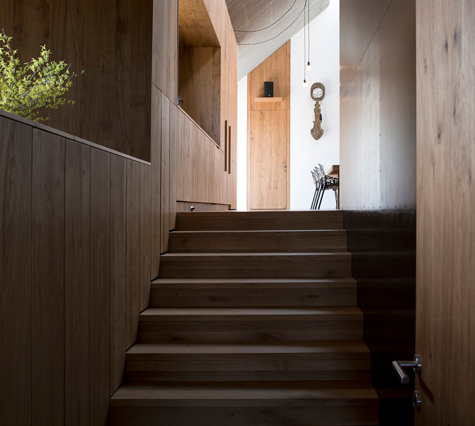 dekleva gregoric architects chimney house logatec slovenia designboom