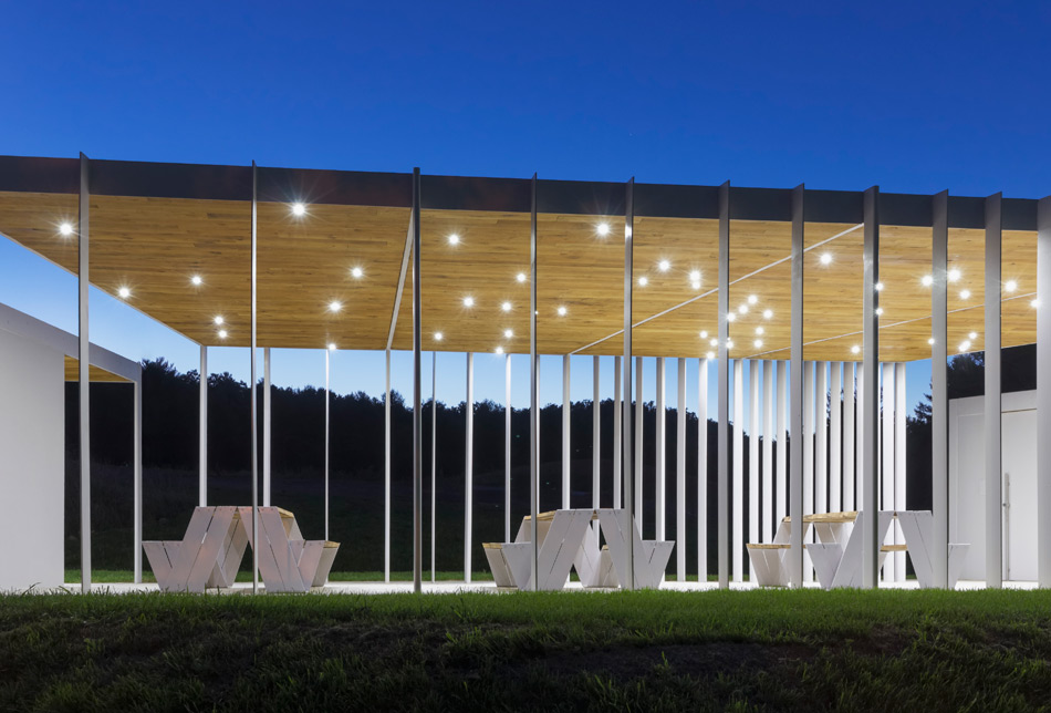 design/buildLAB completes baseball pavilion in virginia