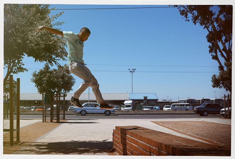 dimitri-daniloff-photographs-parkour-athletes-mid-flight-designboom-12