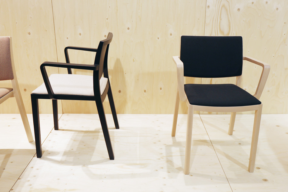 duos chair by jasper morrison for andreu world designboom