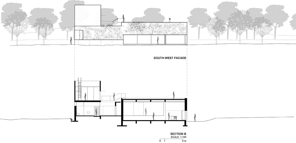 EDAA constructs casa meztitla with pivoting glass walls