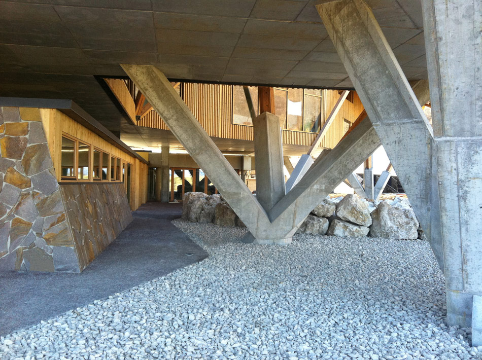 elasticospa: slow horse hotel, italy