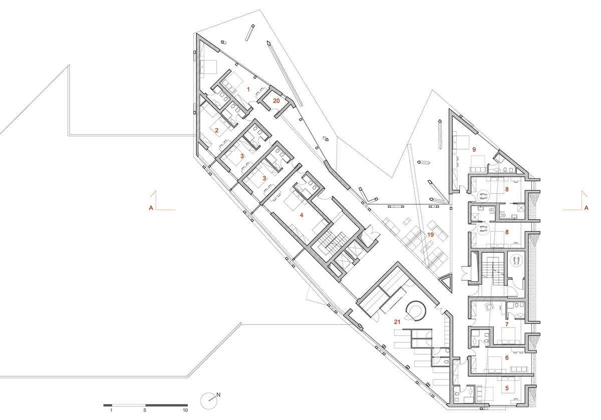 elasticospa: slow horse hotel, italy