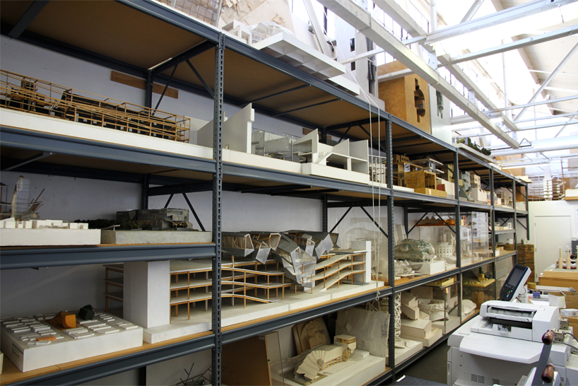 eric-owen-moss-architects-studio-visit-deisgnboomg03