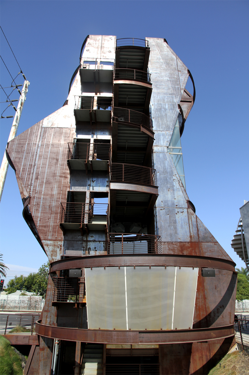 eric-owen-moss-architects-studio-visit-deisgnboomg13