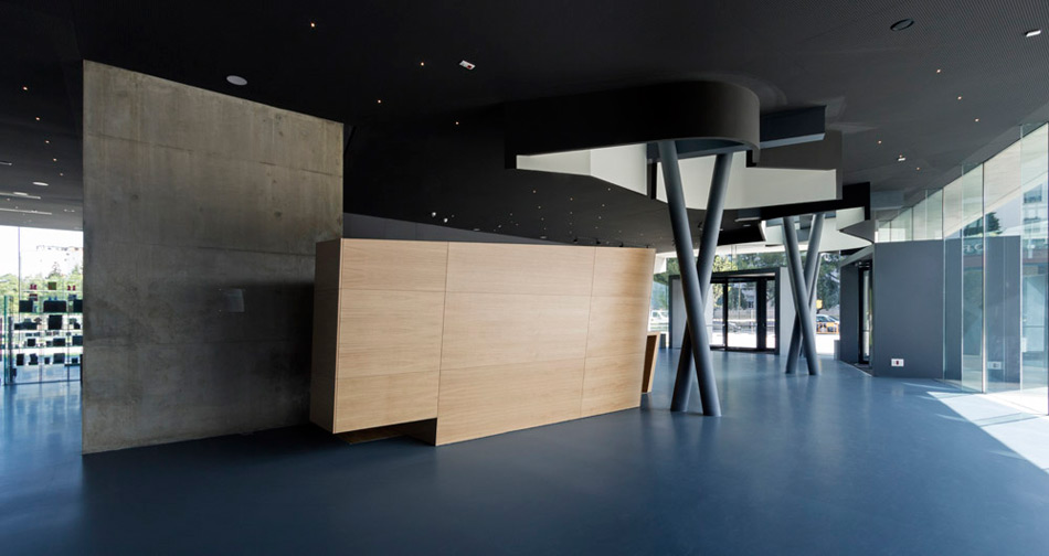 estudio carme pinos caixaforum zaragoza designboom