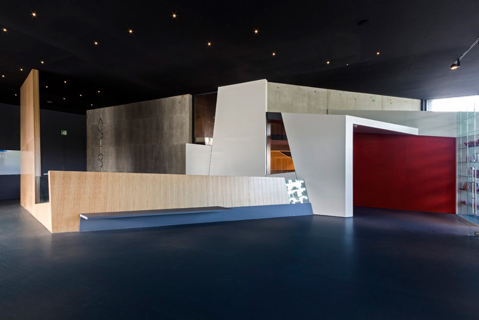 estudio carme pinos caixaforum zaragoza designboom