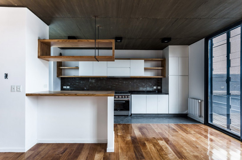 estudio HMA: two houses conde designboom