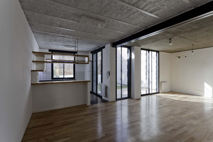 estudio HMA: two houses conde designboom