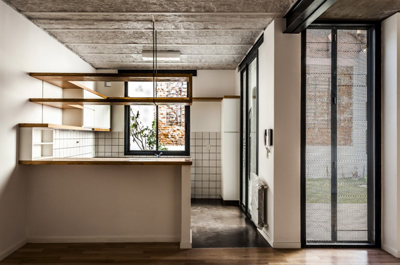 estudio HMA: two houses conde designboom