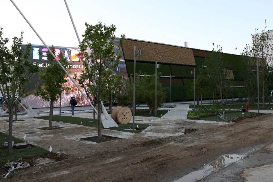 expo milano 2015 site visit final construction designboom