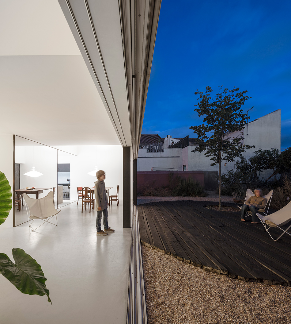 extrastudio red house azeitao portgual designboom