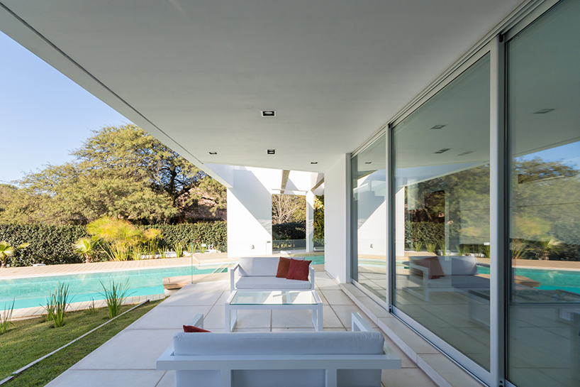 FCP arquitectura casa mooe house cordoba argentina designboom