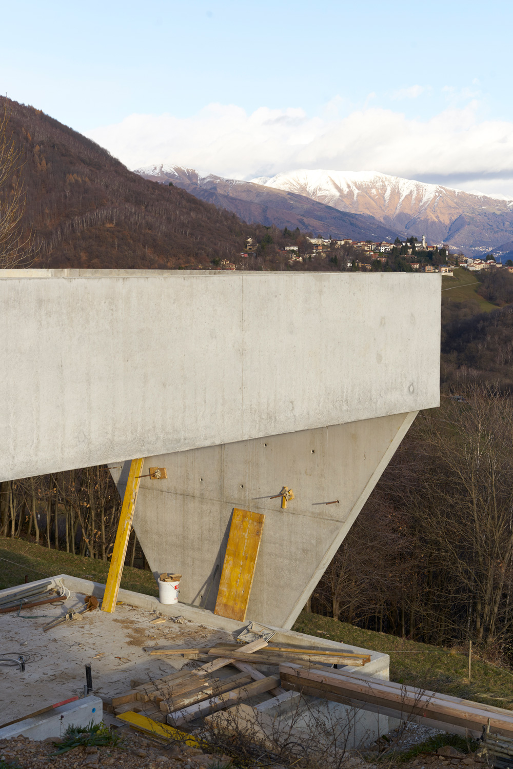 federico-rella-house-lugano-switzerland-designboom-c