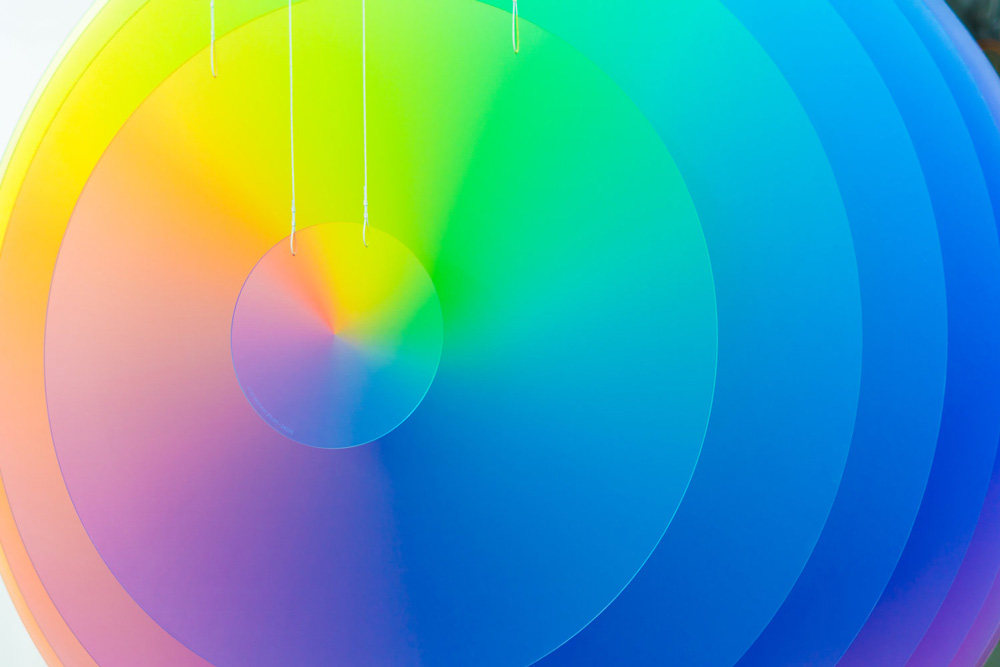 felipe-pantone-exhibition-shanghai-distance-speed-time-formula-designboom-4