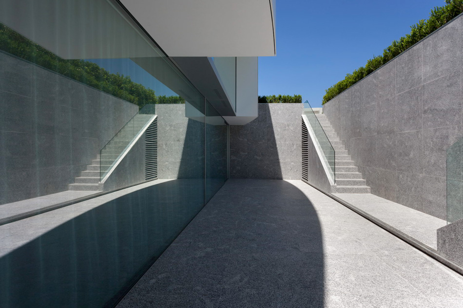 fran silvestre arquitectos balint house valencia spain designboom