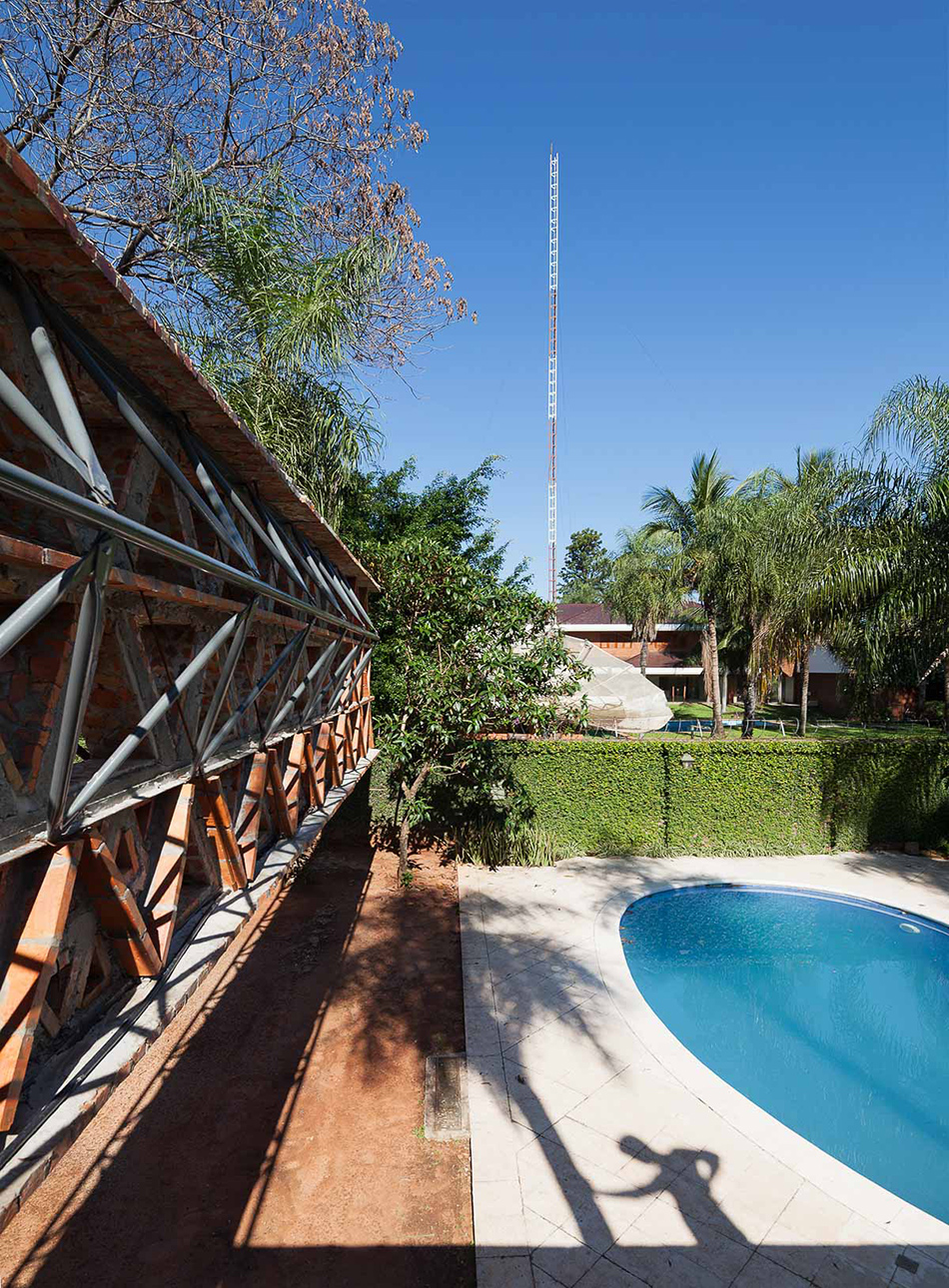 gabinete de arquitectura quincho tia coral asuncion paraguay designboom