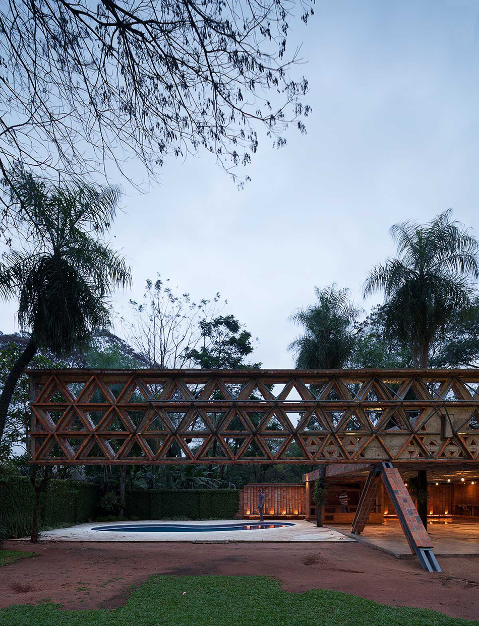 gabinete de arquitectura quincho tia coral asuncion paraguay designboom