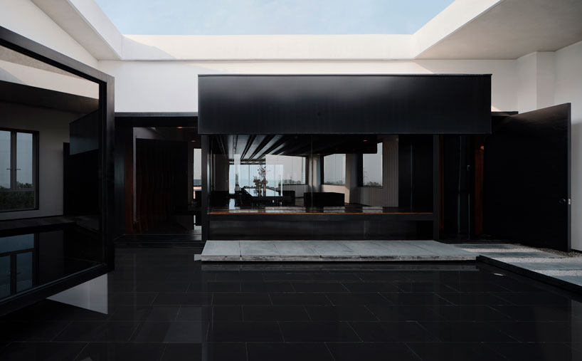 gad-line-studio-riverside-mountain-house-factory-zhejiang-china-designboom-25