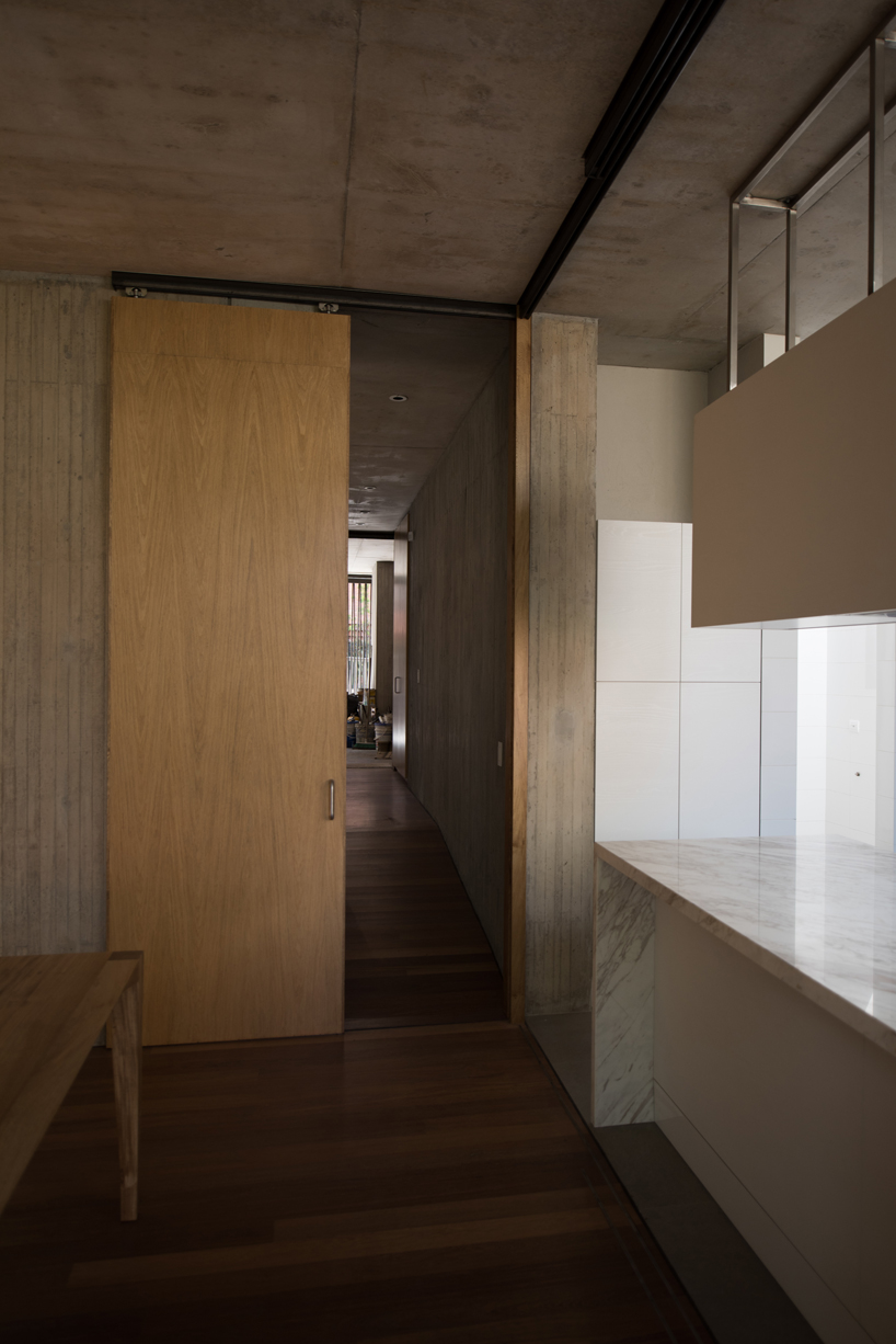 guillermo-fisher-casa-lopez-bogota-colombia-designboom-014