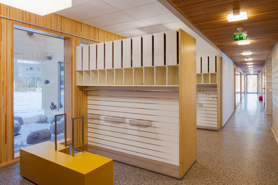 hakli architects omenapuisto daycare center designboom