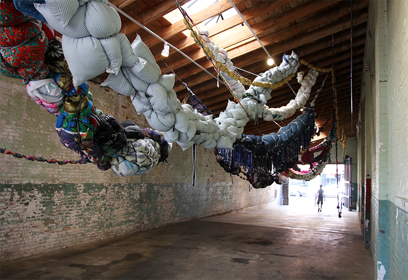 hauser-wirth-and-schimmel-los-angeles-isa-genzken-designboom-055