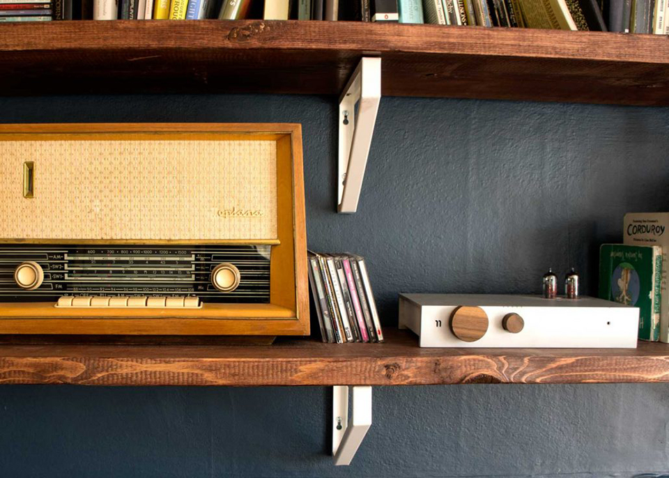 heaven-11-audio-billie-amplifier-designboom-gallery08