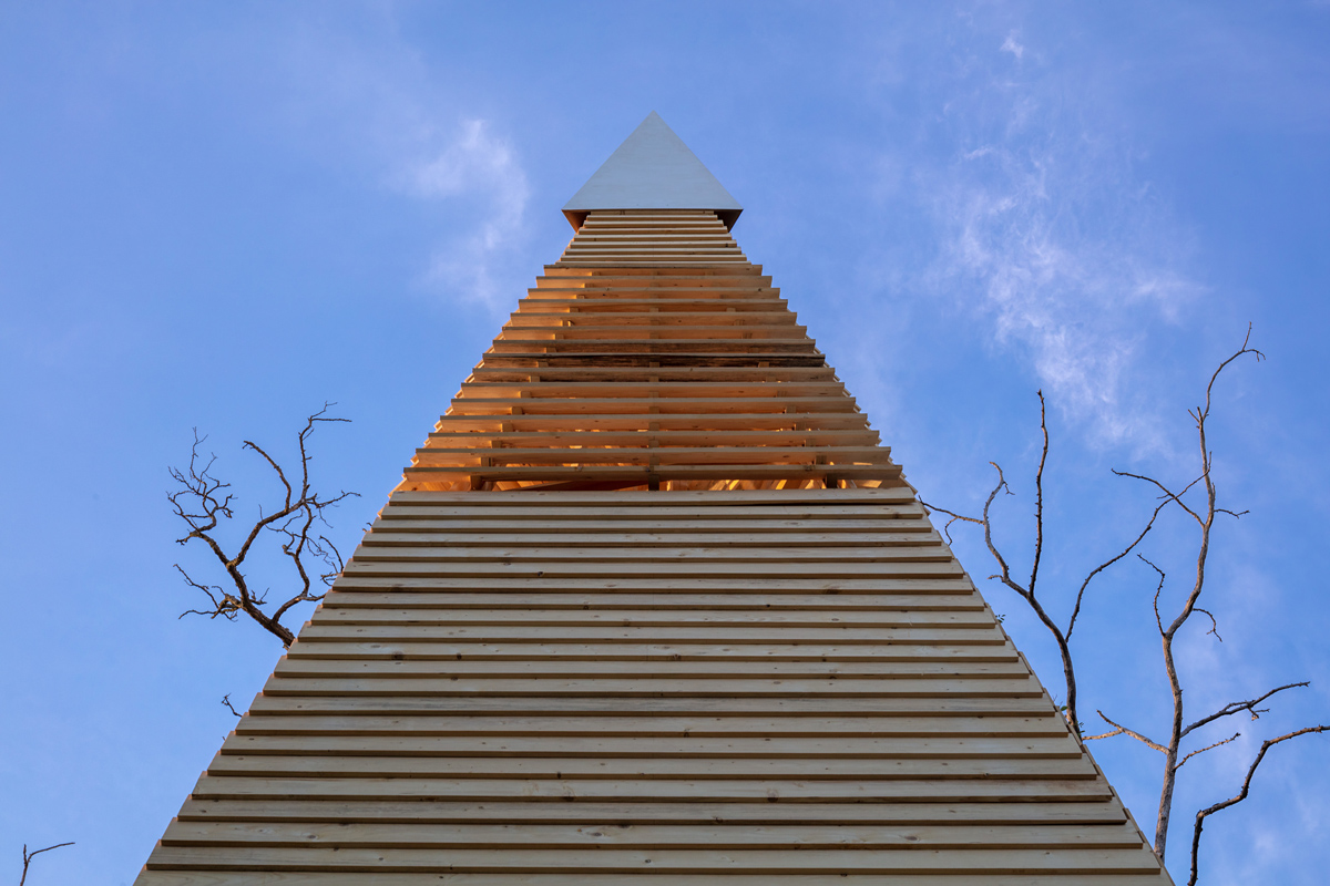 hello-wood-gallery-designboom-023