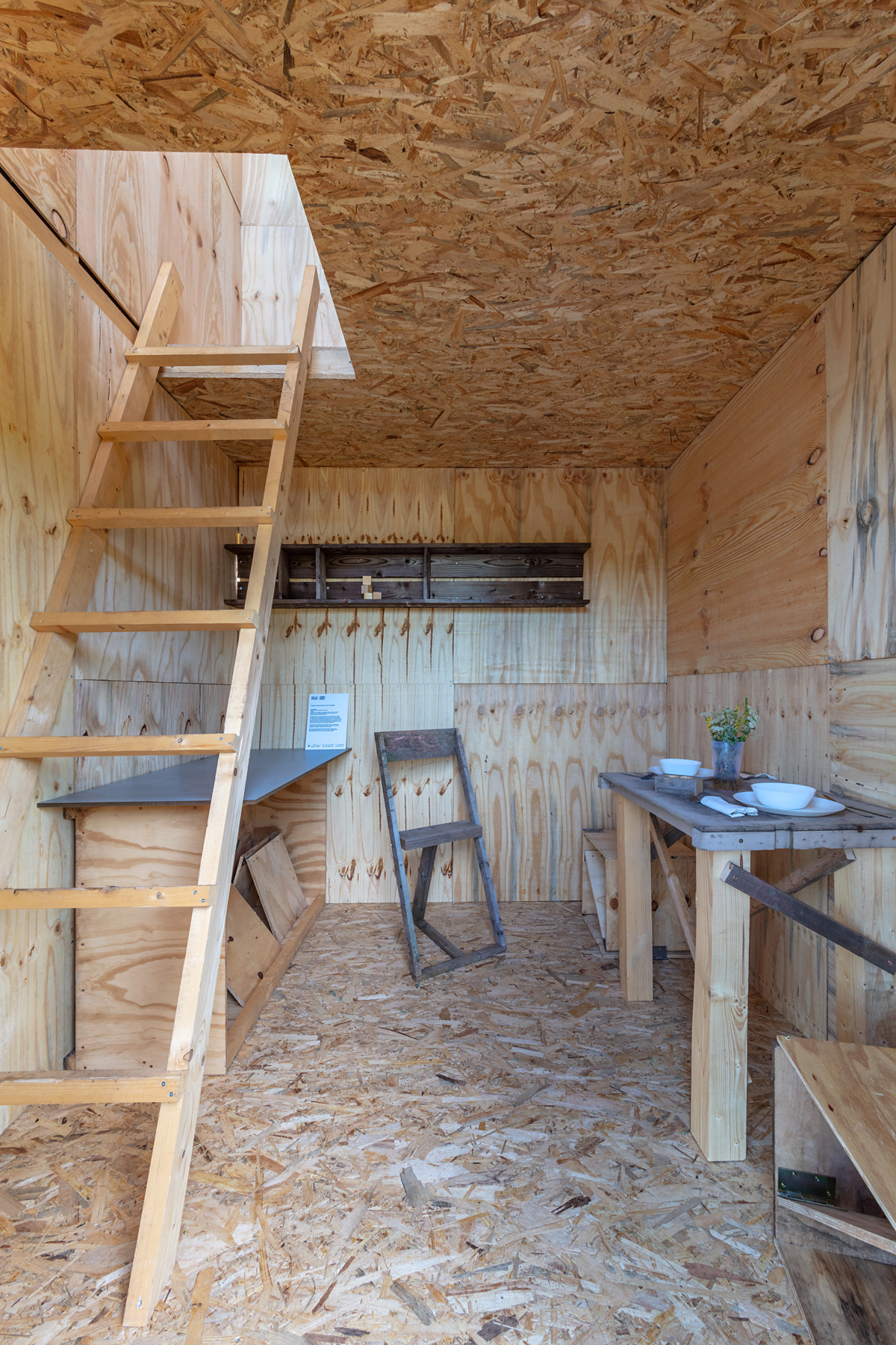 hello-wood-gallery-designboom-026