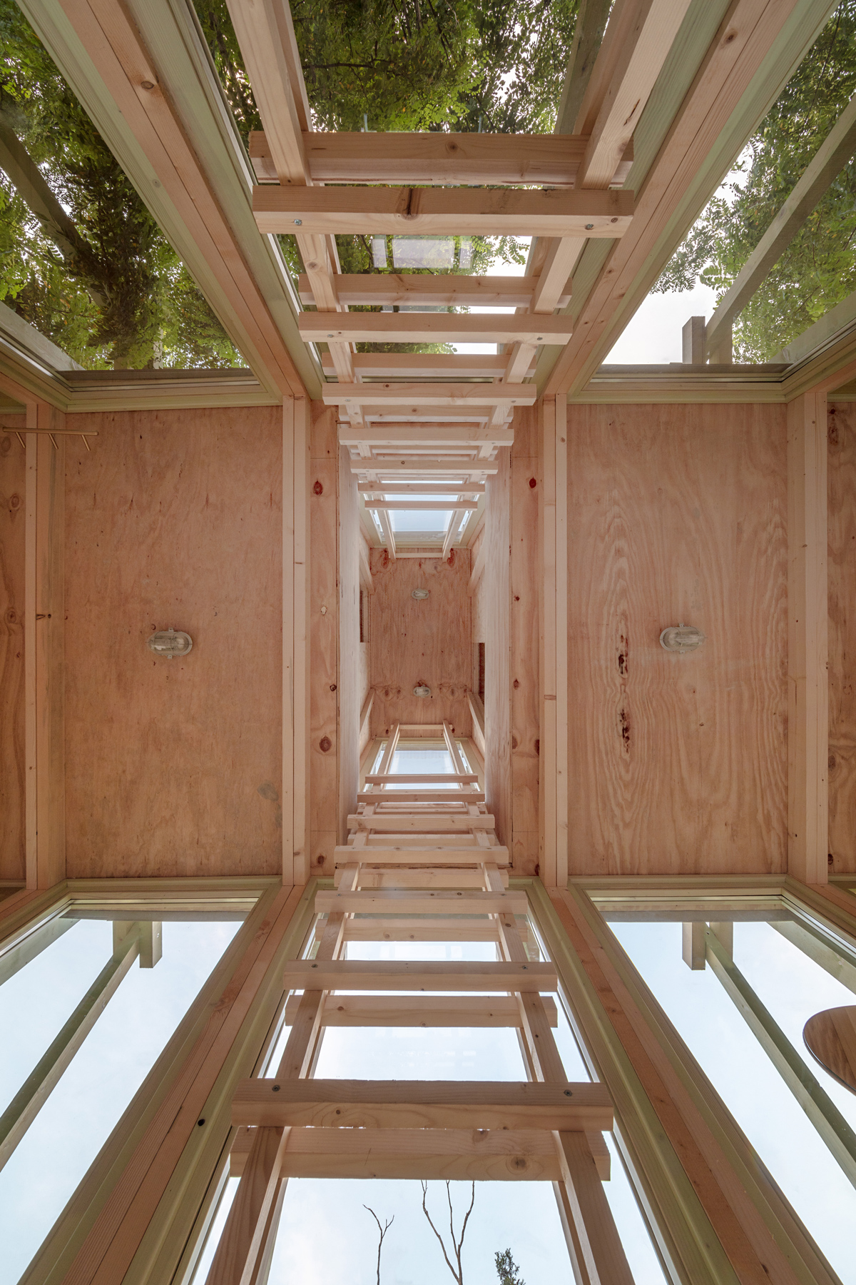 hello-wood-gallery-designboom-030