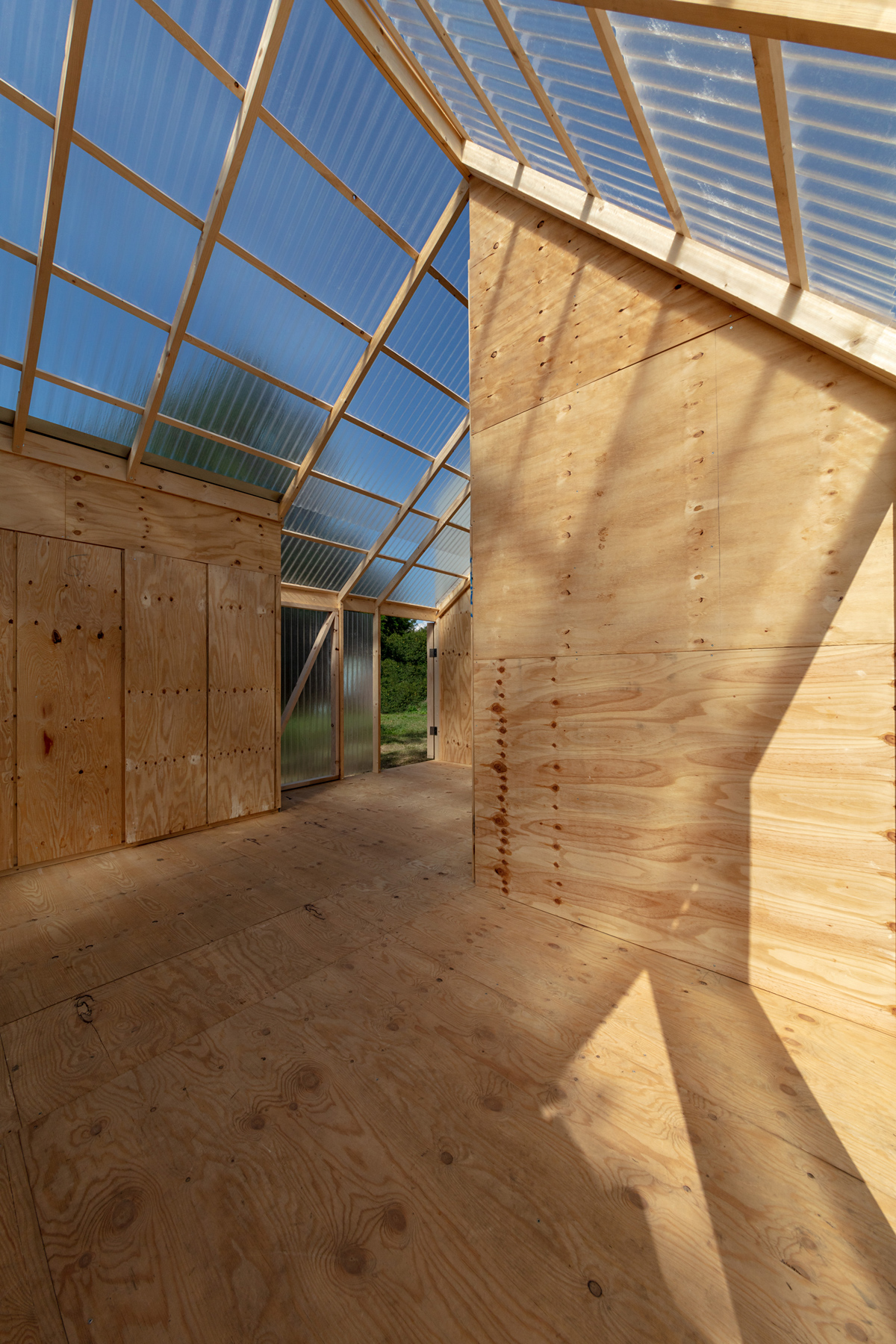 hello-wood-gallery-designboom-04