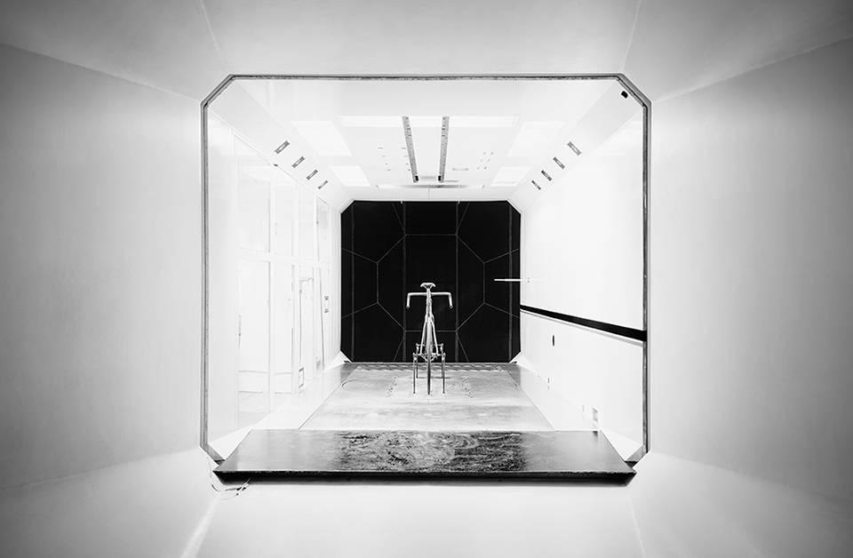 heroin-carbon-fiber-road-bicycle-designboom-gallery06