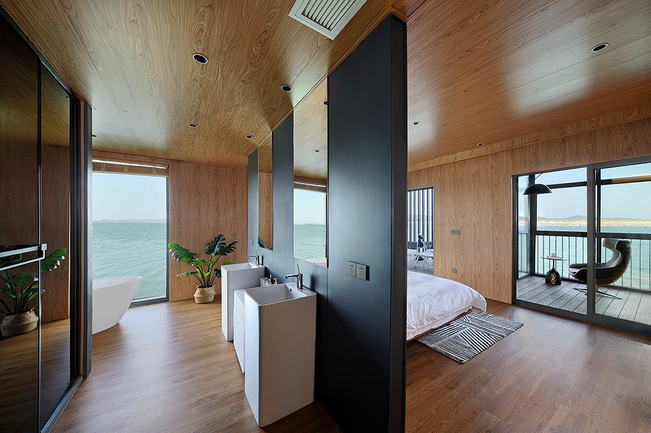 the 'hi sea floating hotel' offers remote residences off the coast of china