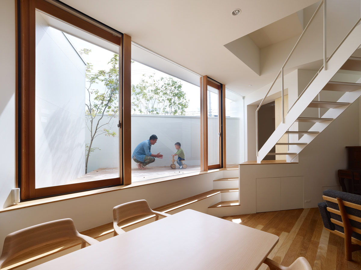 fujiwaramuro architects: house in minoh, japan 