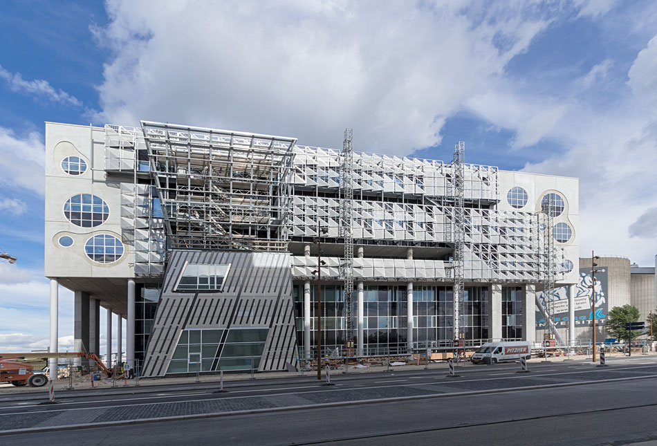 house of music by coop himmelb(l)au in final building phase