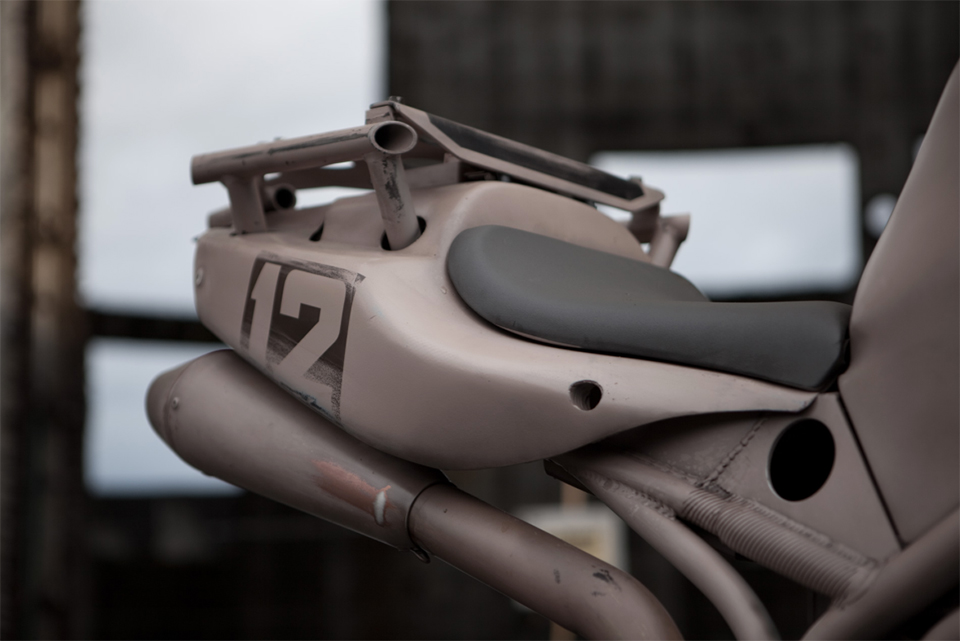 icon-1000-dromedarii-triumph-tiger-800xc-motorcycle-designboom-gallery06