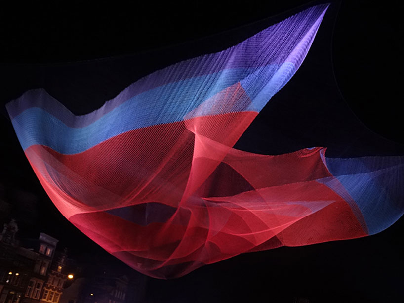 janet-echelman-1-26-installation-designboom-09