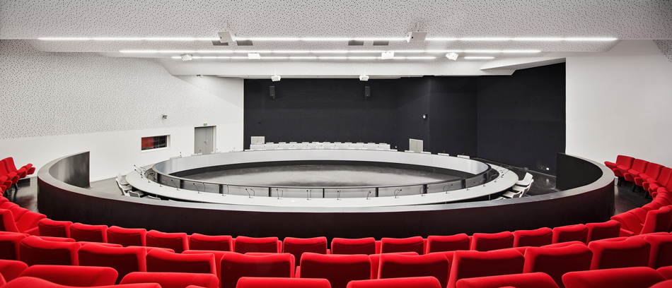 jean-pierre lott bagnolet town hall designboom
