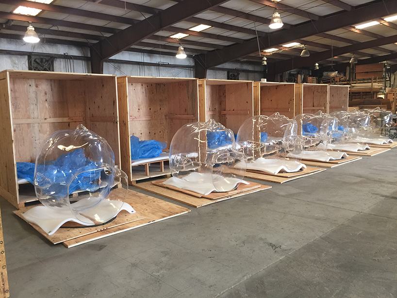 jefre-talking-heads-manila-philippines-designboom-03