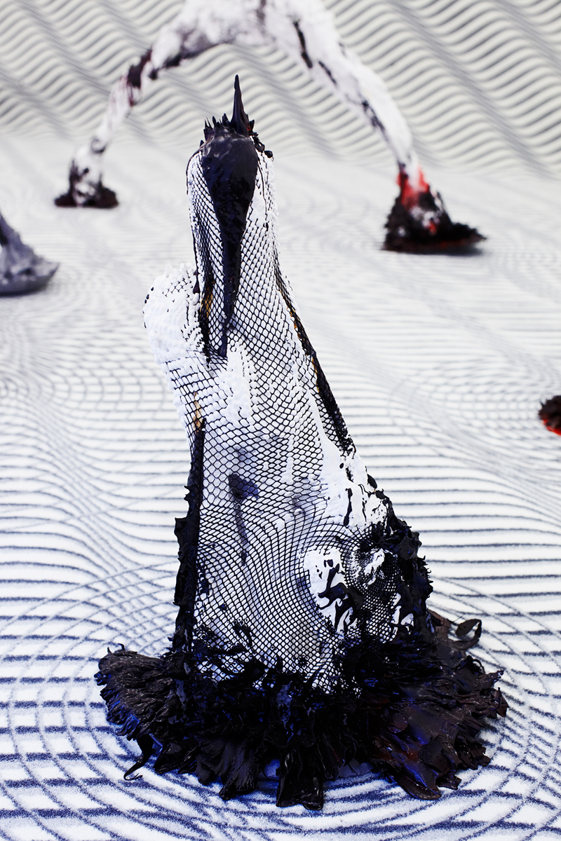 jólan van der wiel: gravity project - the puppeteer at LYNfabrikken