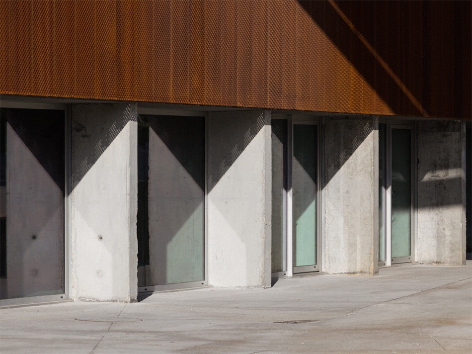 jorge mealha technological park of obidos portugal designboom