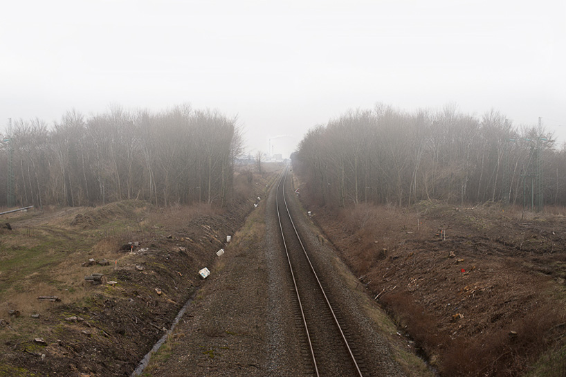 julien-mauve-visualizes-whats-left-of-utopia-designboom-01