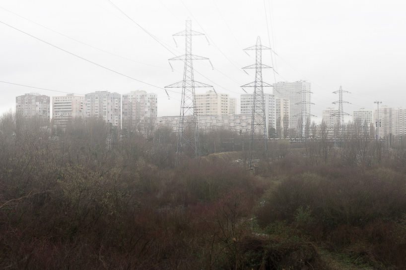 julien-mauve-visualizes-whats-left-of-utopia-designboom-03